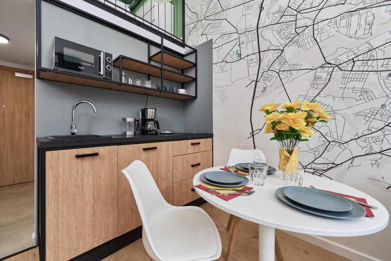 Mezzanine Studio Apartments Zarembowicza Wroclaw Airport By Renters ภายนอก รูปภาพ