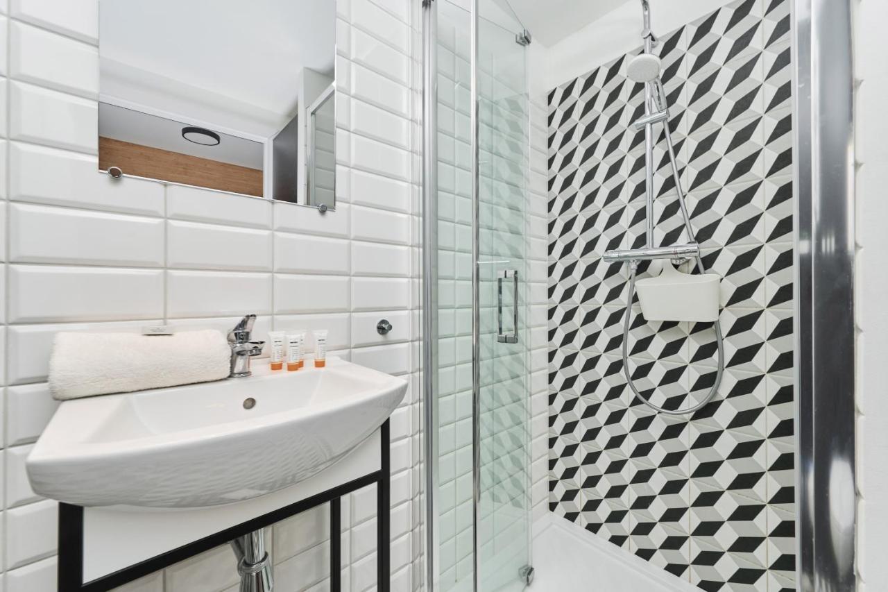 Mezzanine Studio Apartments Zarembowicza Wroclaw Airport By Renters ภายนอก รูปภาพ