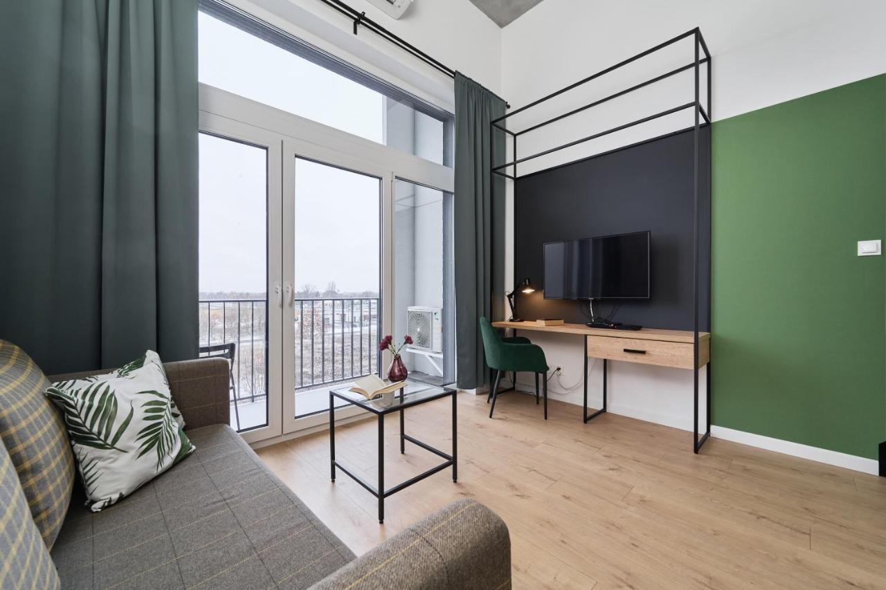 Mezzanine Studio Apartments Zarembowicza Wroclaw Airport By Renters ภายนอก รูปภาพ